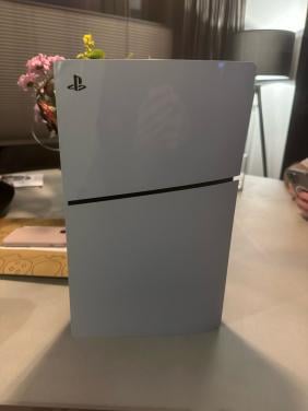 Playstation 5 inclusief remote player en spellen