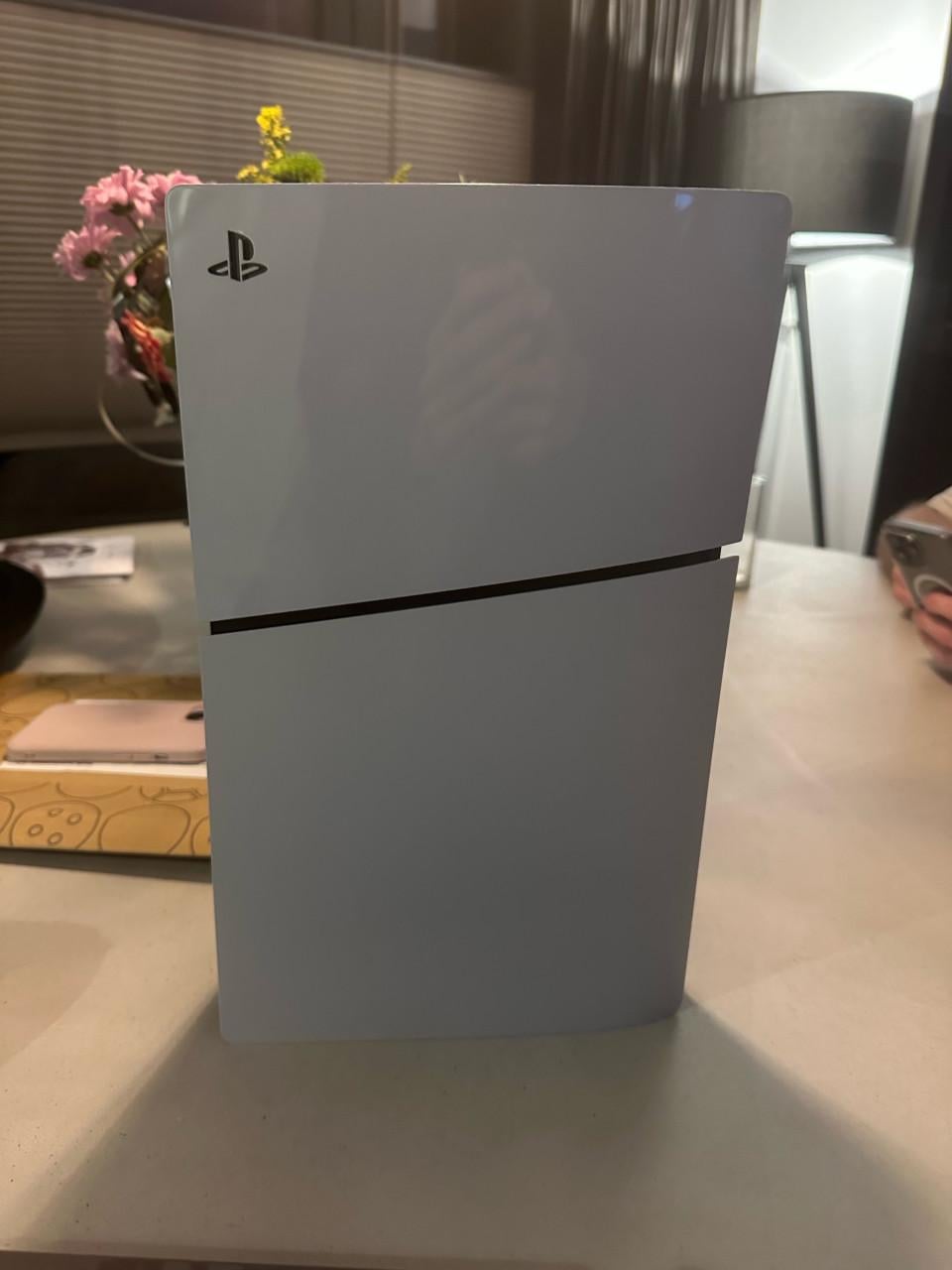 Playstation 5 inclusief remote player en spellen