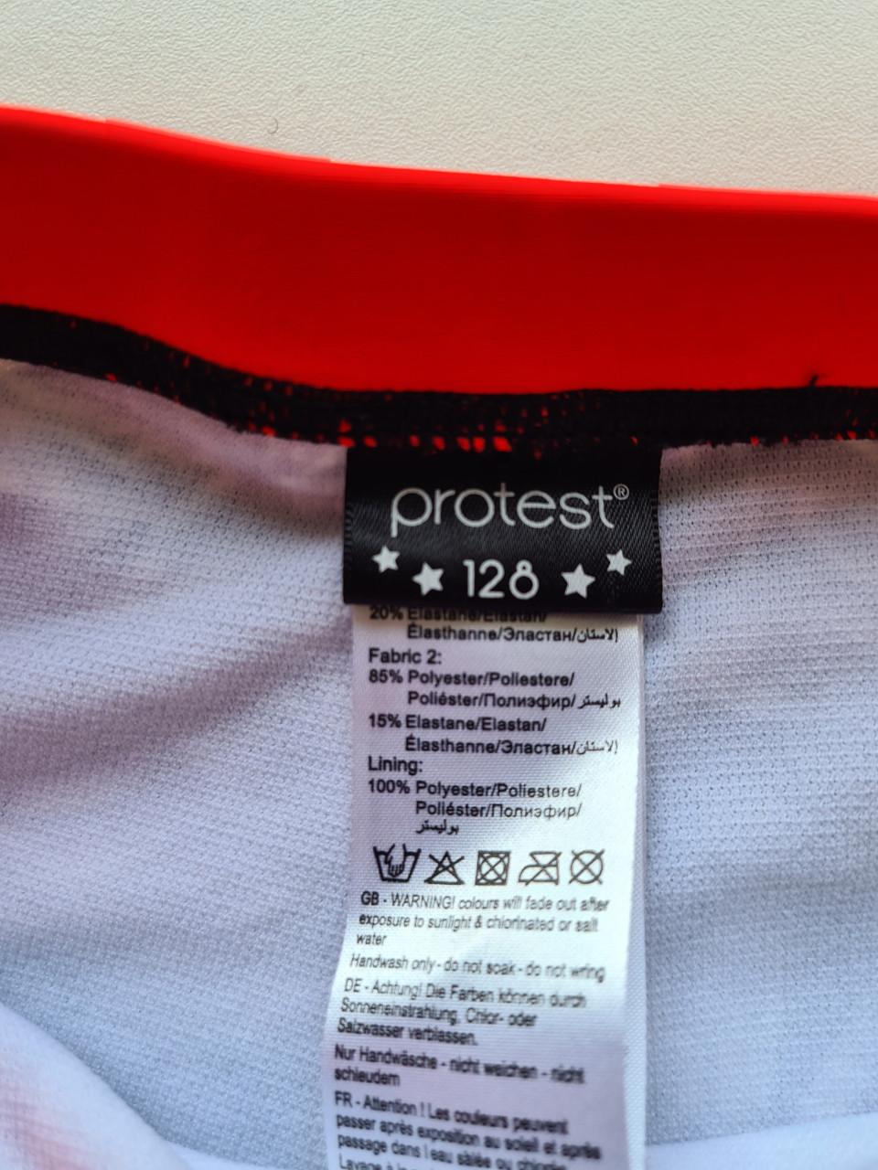 Nieuwe zwart-wit- fluo bikini van Protest Maat 128