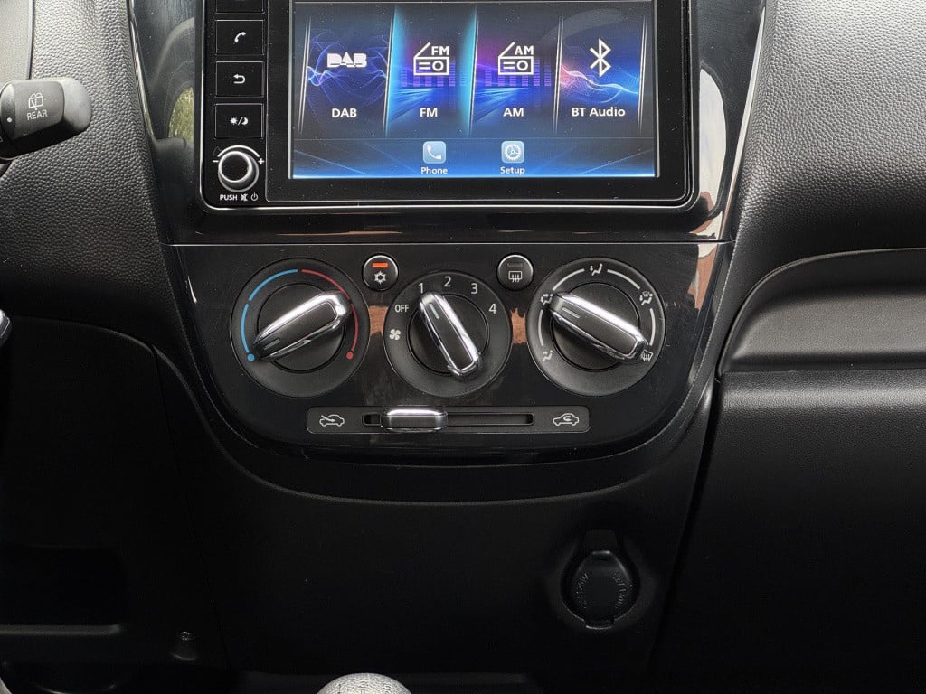 Mitsubishi Space Star 1.2 connect+