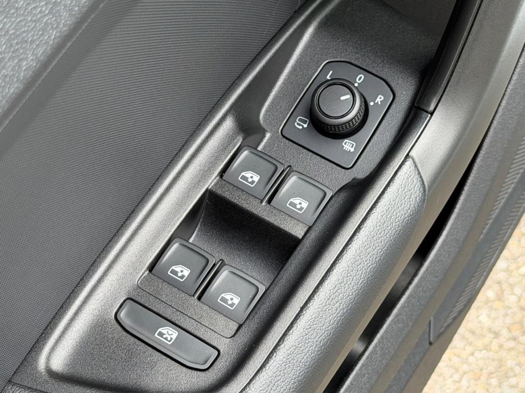Audi A1 Sportback 25 tfsi s-tronic advanced | carplay | cruise | stoelverwa