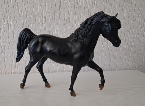 Breyer The Black stallion paard
