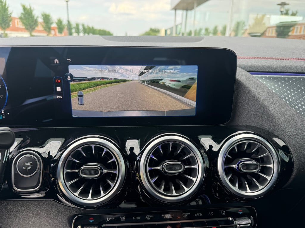 Mercedes-Benz Eqa 250+ amg line 71 kwh advanced automaat ,apple-carplay
