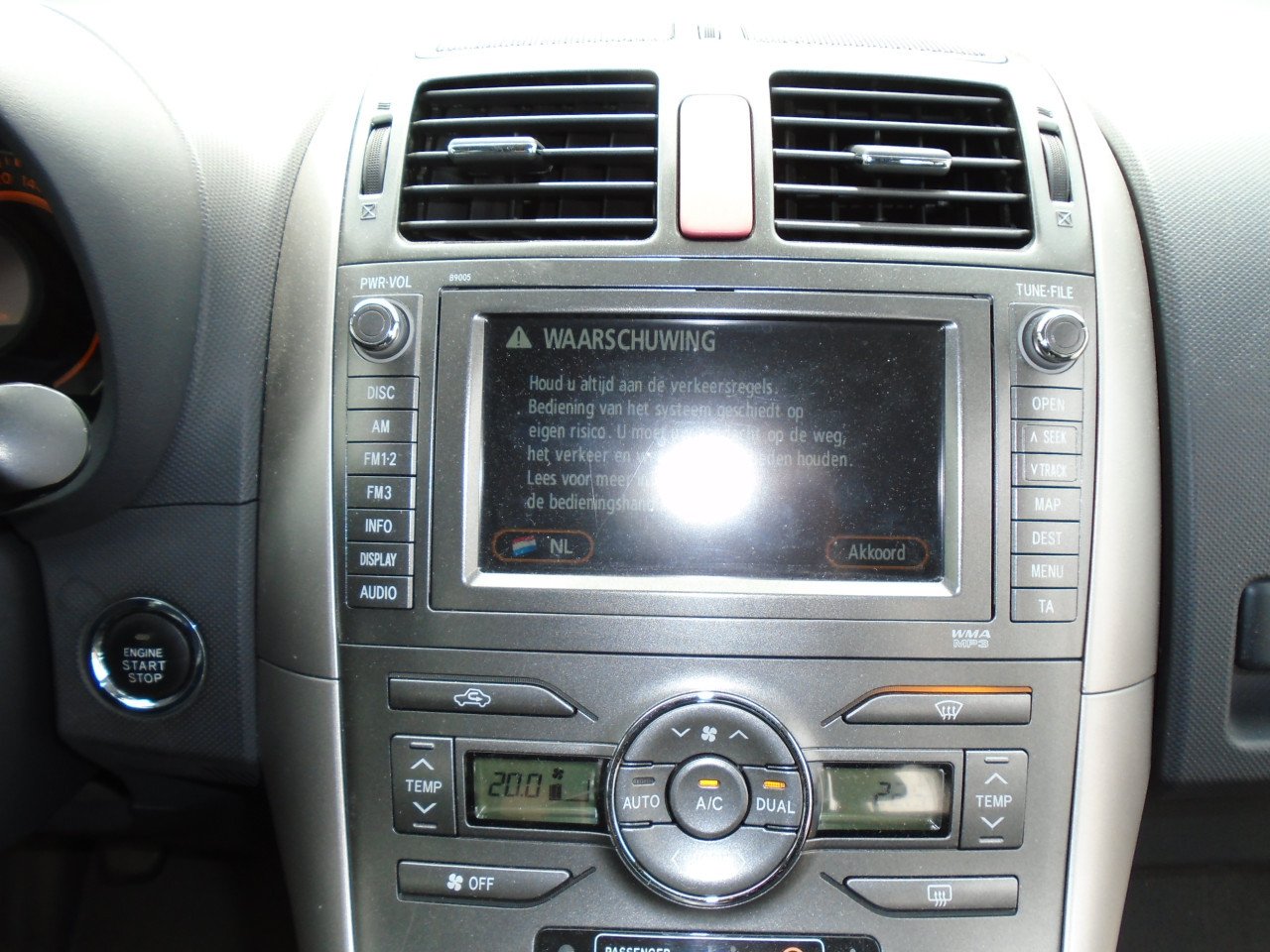 Toyota Auris 1.6 VVTi Vele extra's