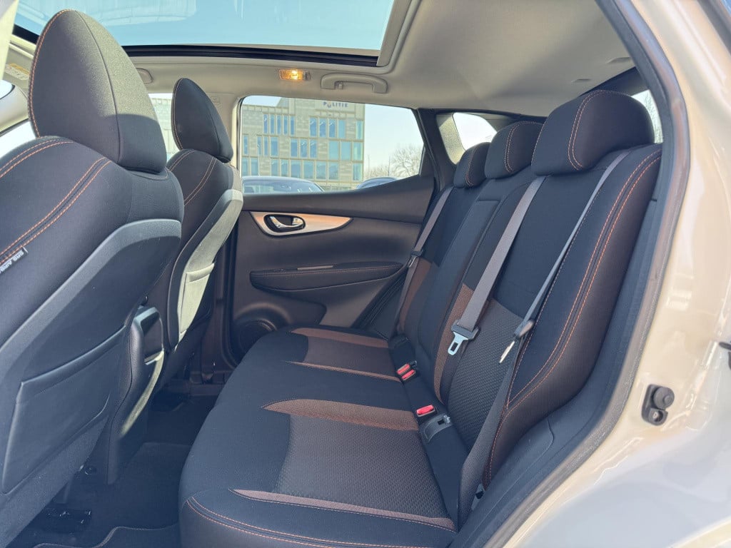 Nissan Qashqai 1.3 dig-t n-motion | trekhaak | panoramadak | apple carplay/