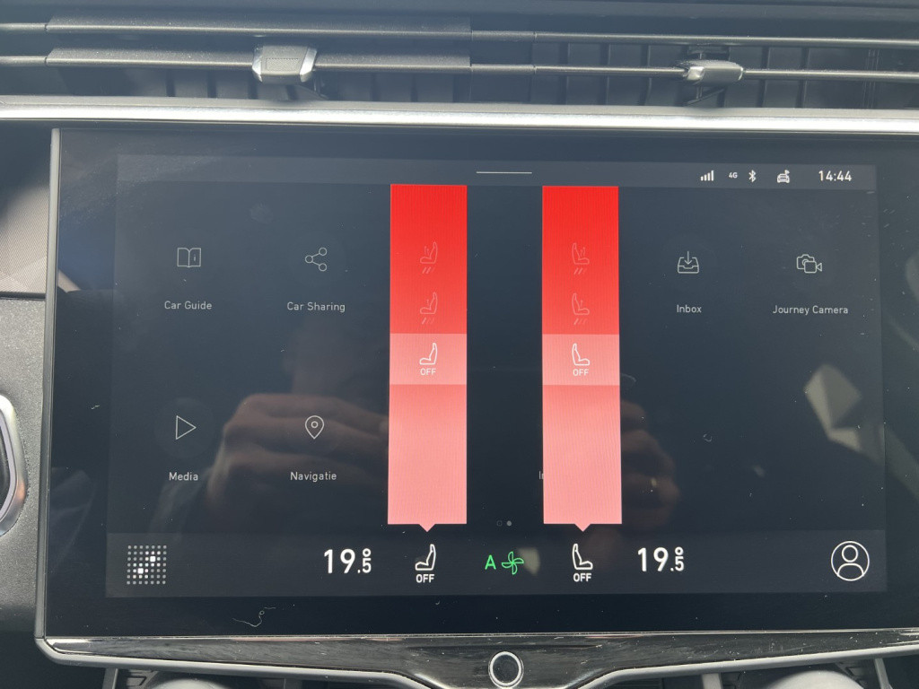 Lynk & Co 01 1.5 261pk plug in hybrid , panodak , 360gr camera, carplay