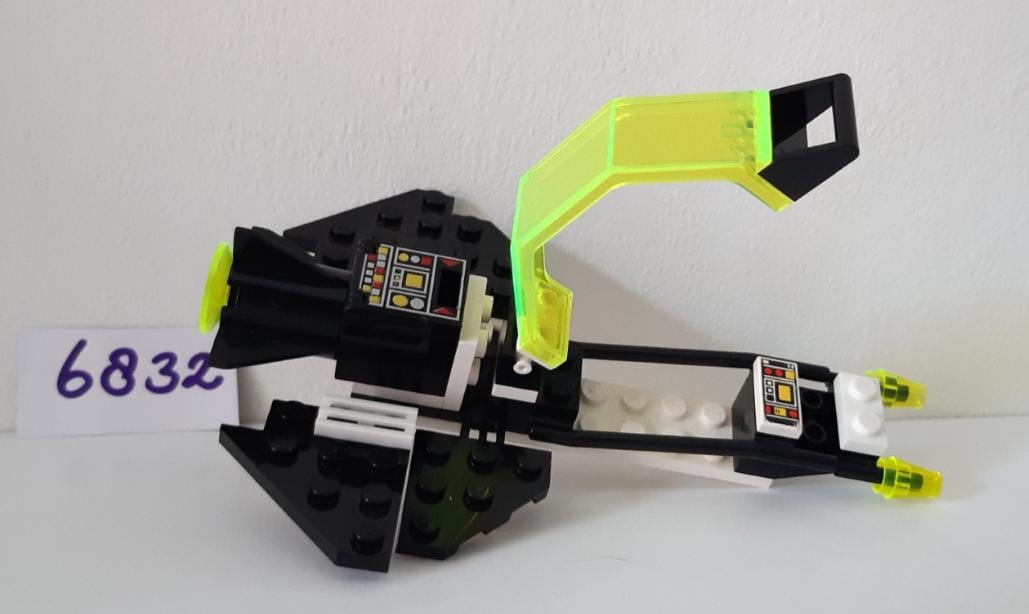 LEGO Space Blacktron 6832:  Super Nova II