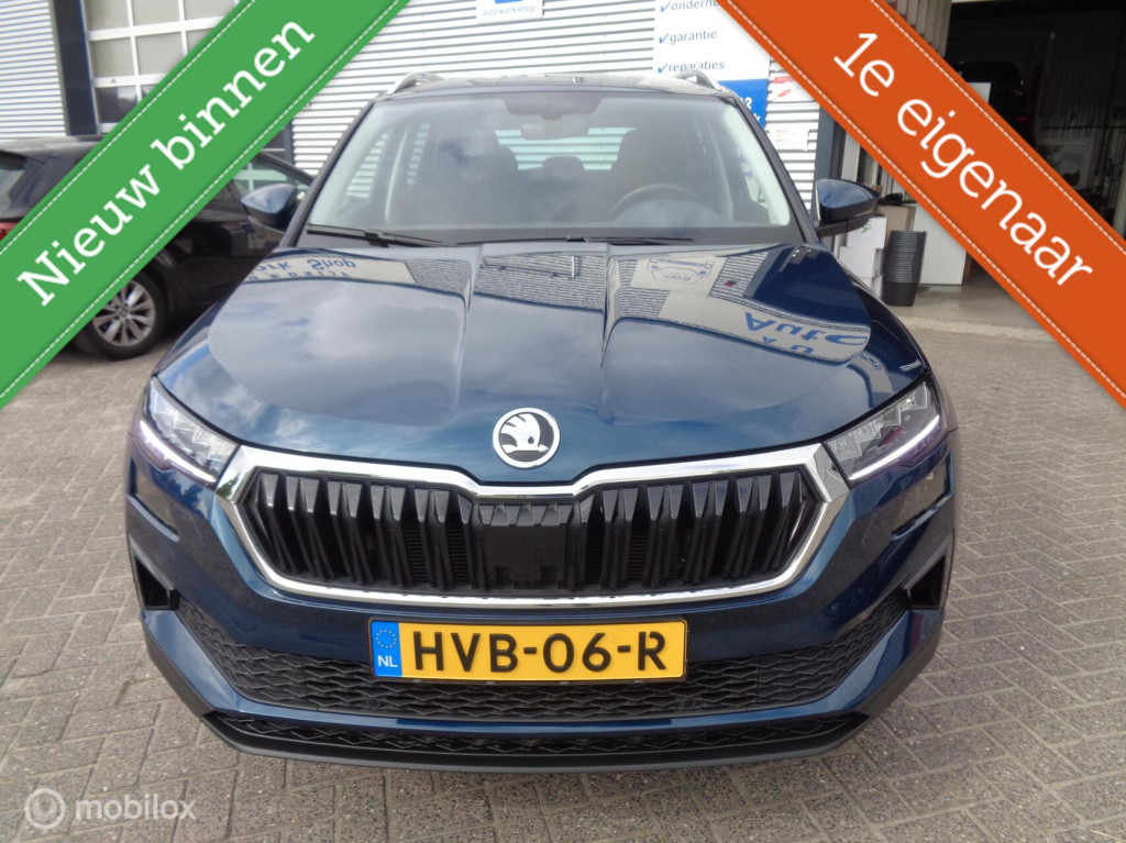 Skoda Karoq 1.0 tsi business edition/airco/stoel+stuur verw/full led/apple 