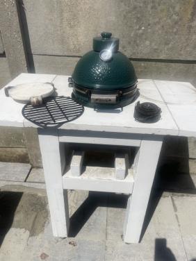 Big Green Egg. Mini. met meubel
