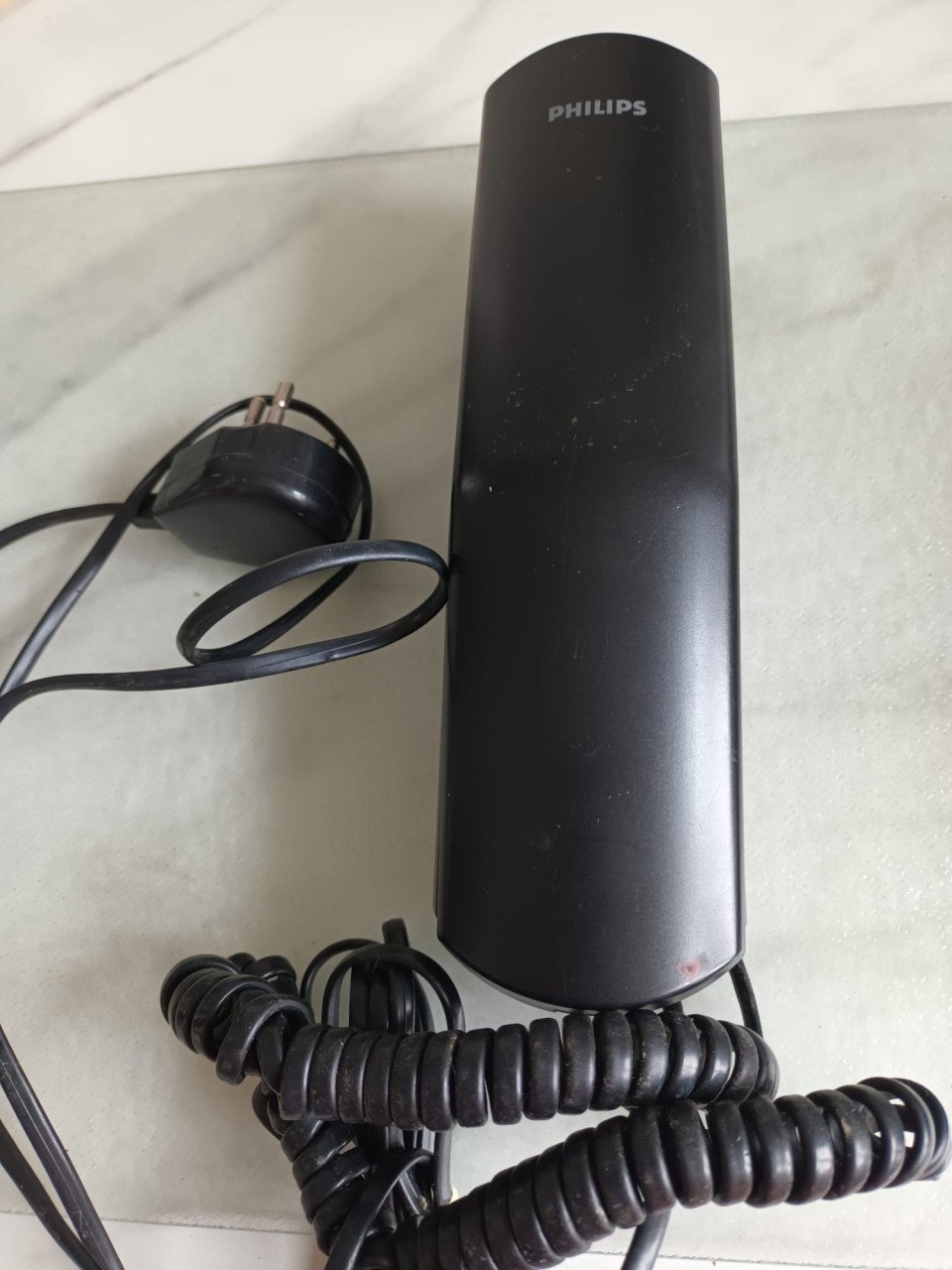 2 oude TELEFOONS
