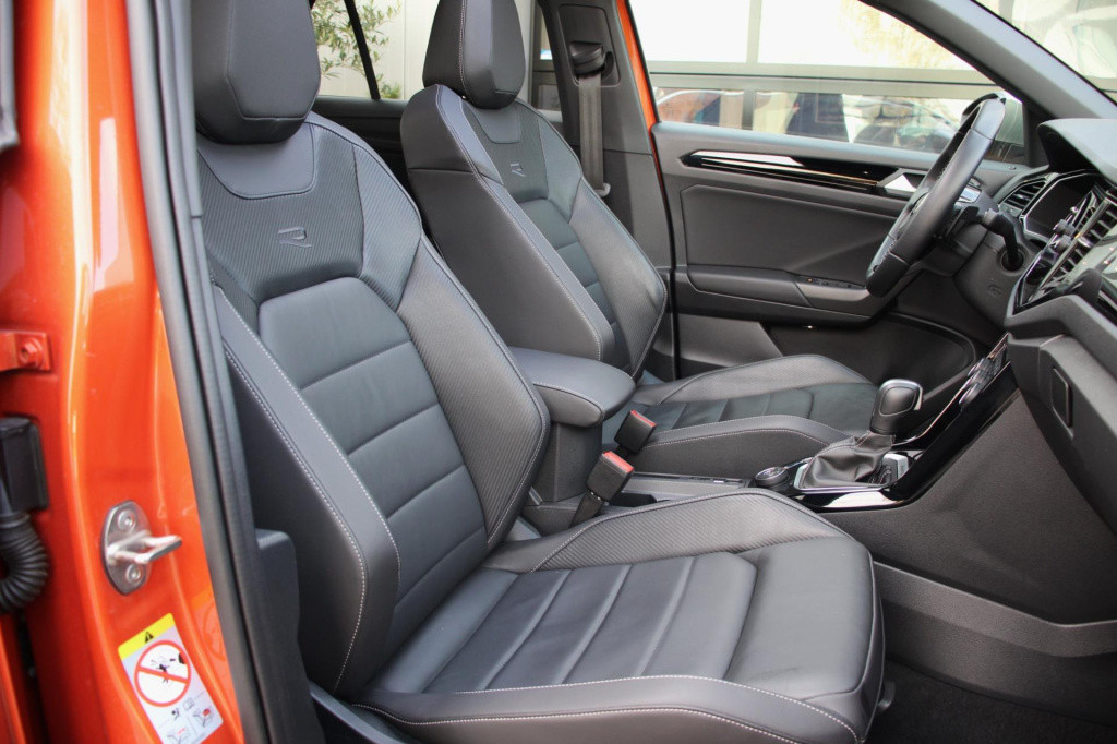 Volkswagen T-roc 2.0 tsi r 4motion - akrapovic - virtual - pano - leder - a