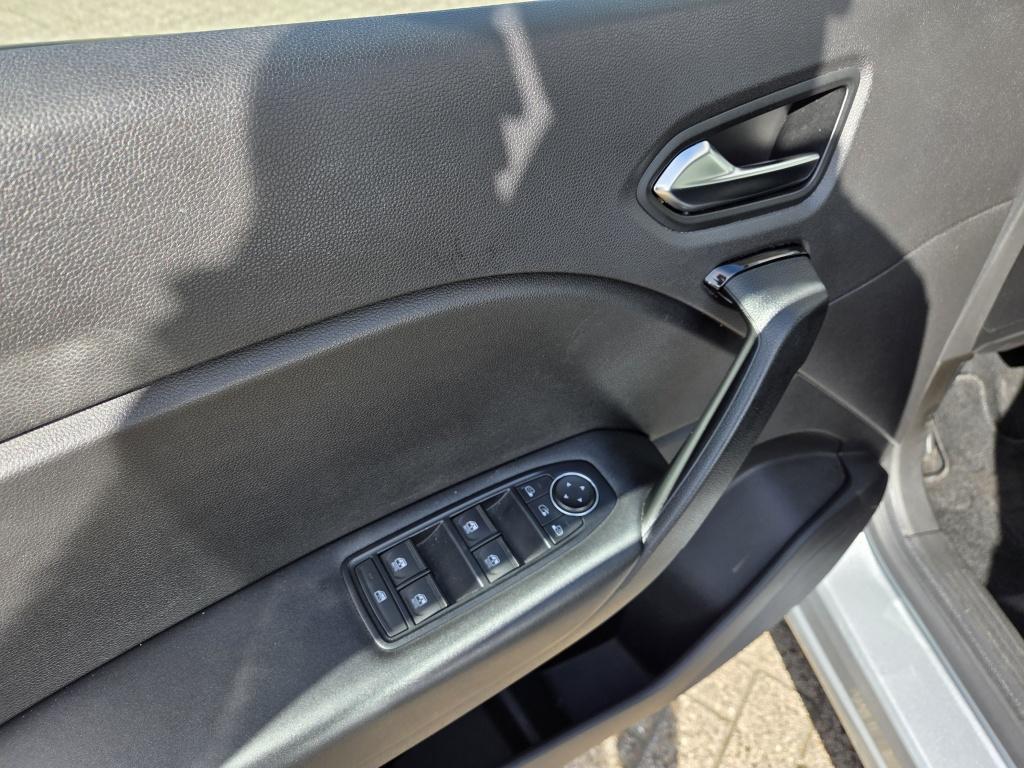 Renault Captur 1.3 tce zen automaat | parkeersensoren v+a | trekhaak | carp