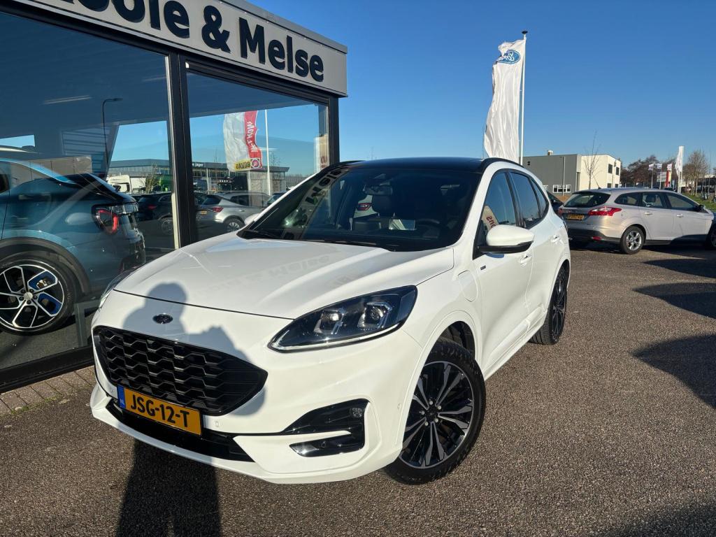 Ford Kuga 2.5 phev e-cvt 225pk st-line x , pano dak , adaptive cc , voorrui