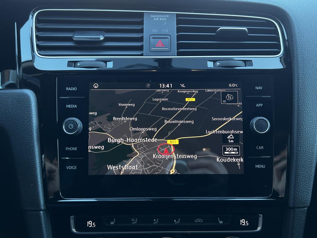 Volkswagen Golf 1.0 tsi highline business