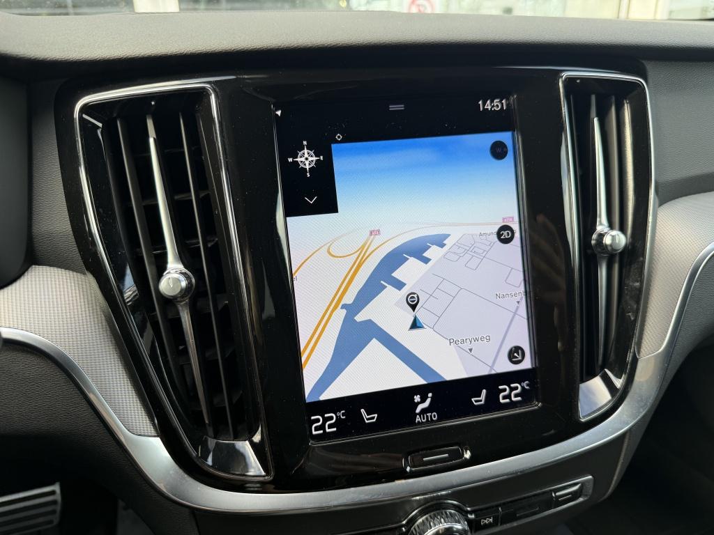 Volvo V60 t6 398pk recharge long ultra dark| pano| 360camera| head-up| awd