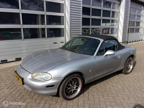 Mazda Mx-5 1.6i