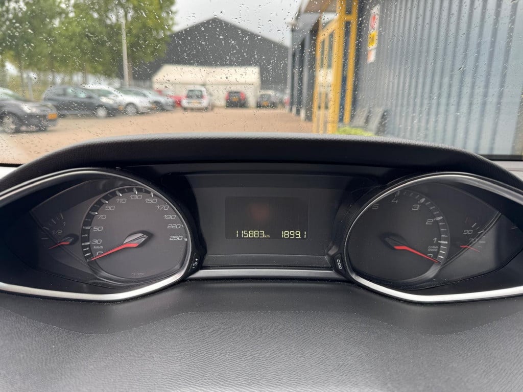 Peugeot 308 sw 1.2 puret.blue lease