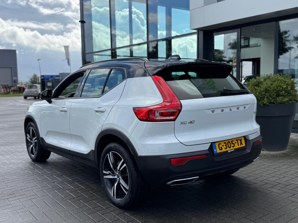 Volvo XC40 1.5 t3 r-design * harman/kardon * trekhaak