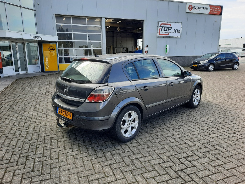 Opel Astra 1.6 temptation
