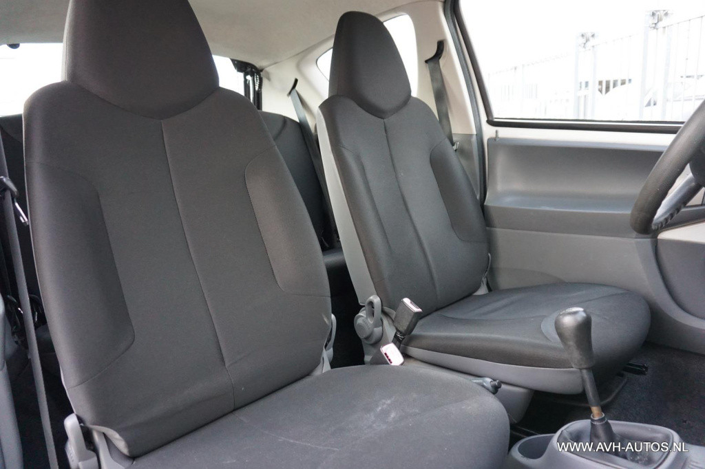 Toyota Aygo 1.0-12v access