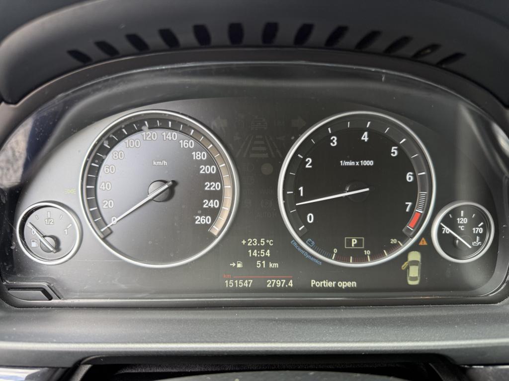 BMW 5 Serie 528i 6-cilinder executive sedan