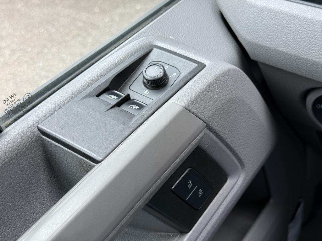 Volkswagen Crafter 30 2.0 tdi 177pk l3h3 | adapt. cruisec. | trekhaak | car