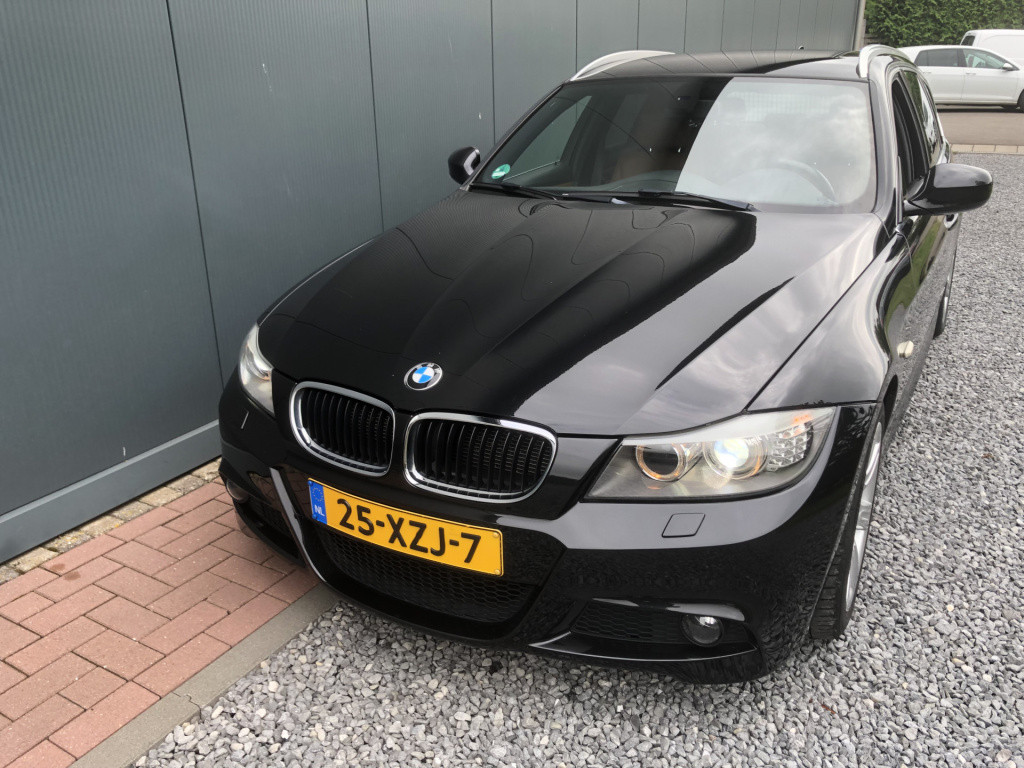 BMW 3-serie touring 318i high executive m-sport edition
