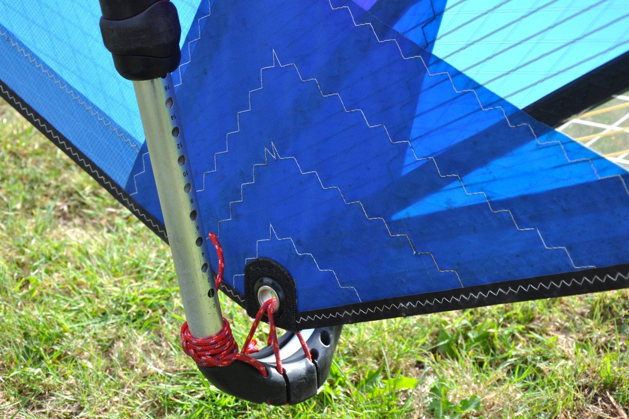 3.7m2 Naish Hokua complete tuigage