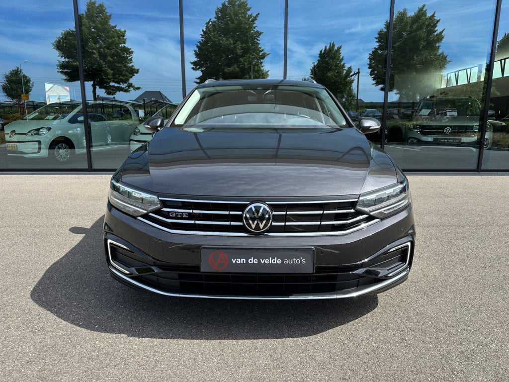 Volkswagen Passat variant 1.4 tsi phev gte | camera | dode hoek | navi | ca