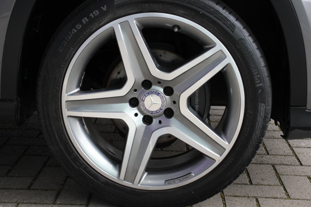 Mercedes-Benz Gla-klasse 200 prestige | amg-line | automaat