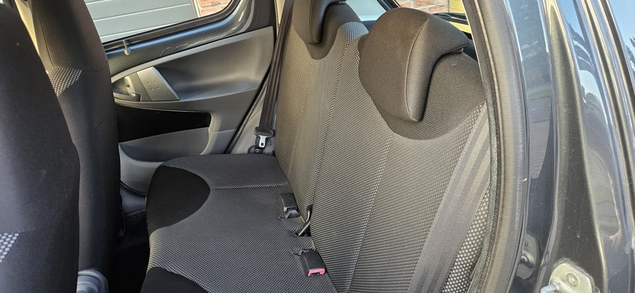 Zuinige TOYOTA AYGO Comfort 5drs NL AUTO / NAP / 78.111 km !!