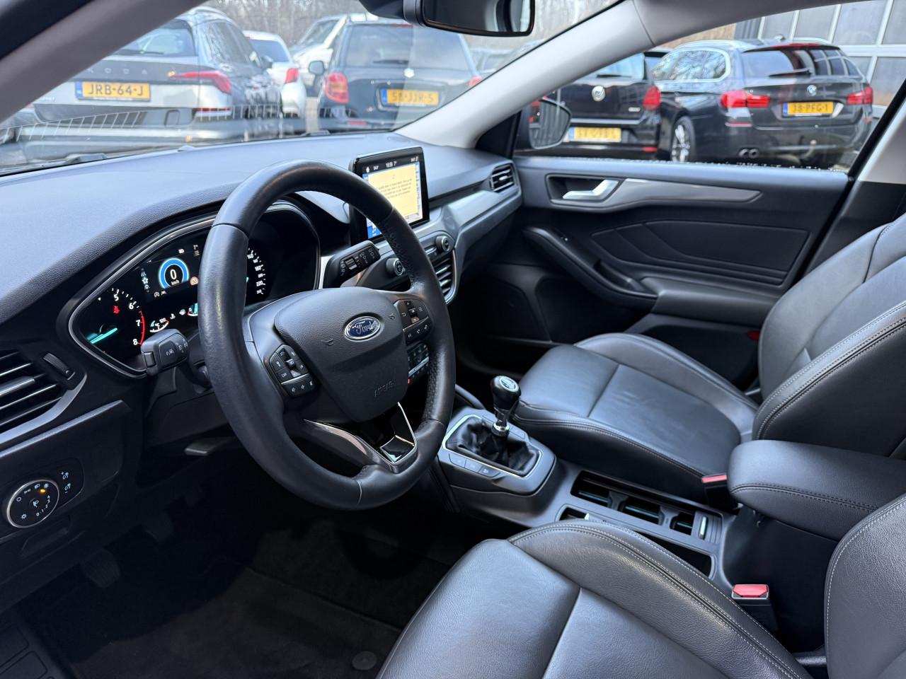 Ford Focus 1.0 Ecoboost ST line Business 2018