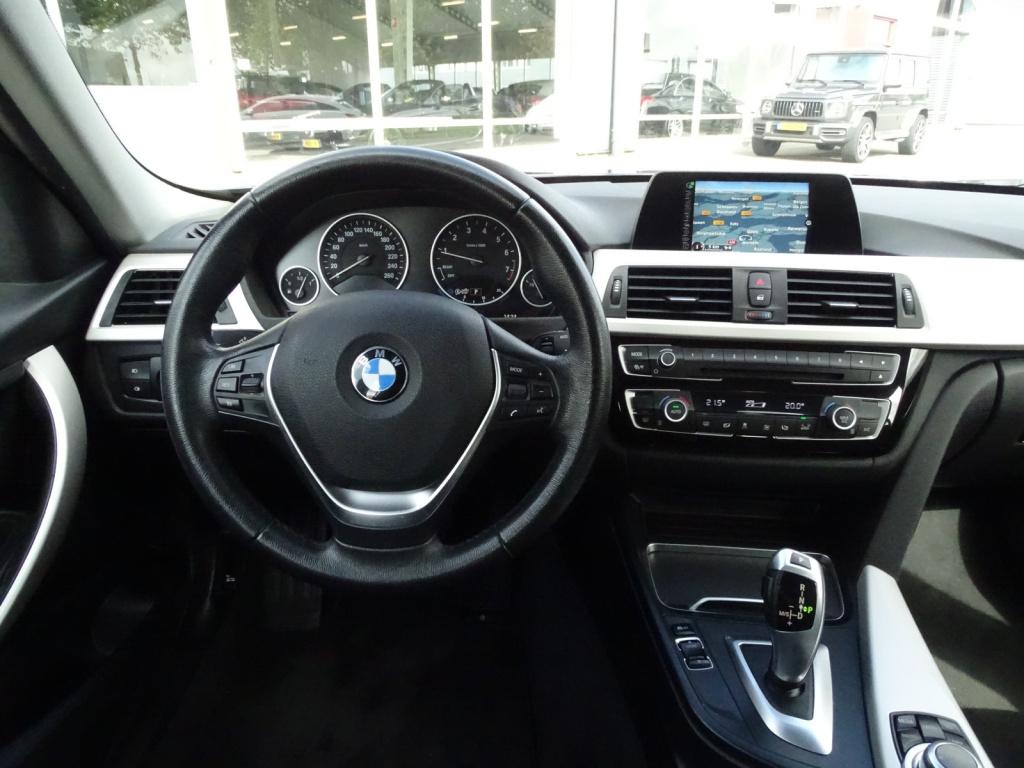 BMW 3-serie touring 318i executive automaat