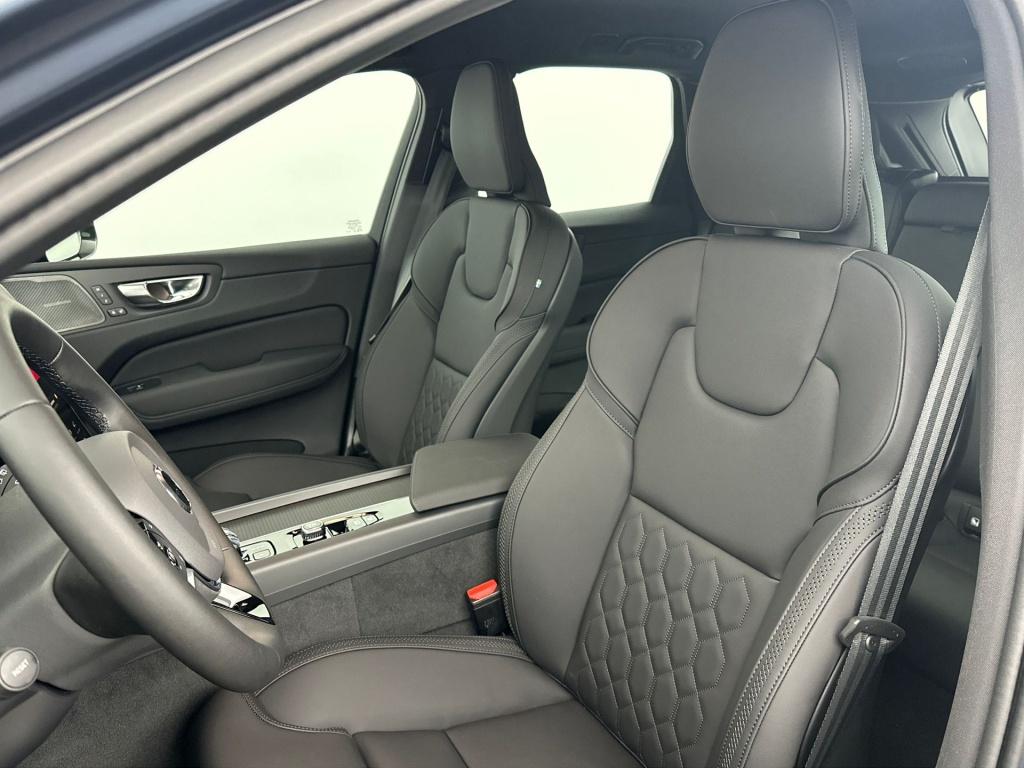 Volvo XC60 t6 awd gt plus dark | 360 camera | charcoal hemelbekleding
