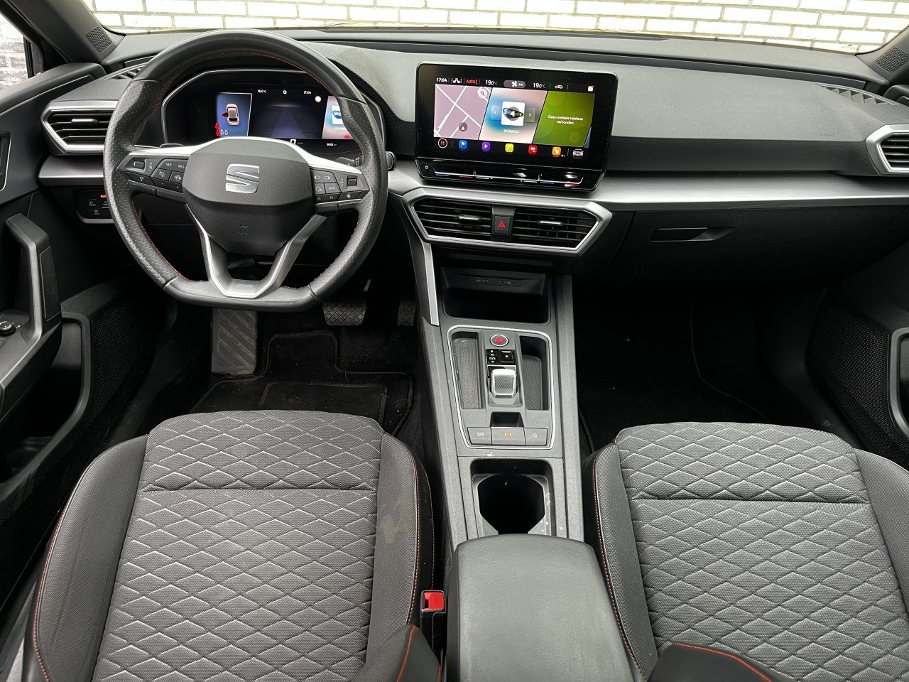 Seat Leon 1.5 eTSI FR Carplay, NIEUW APK, E-Hybride, Camera
