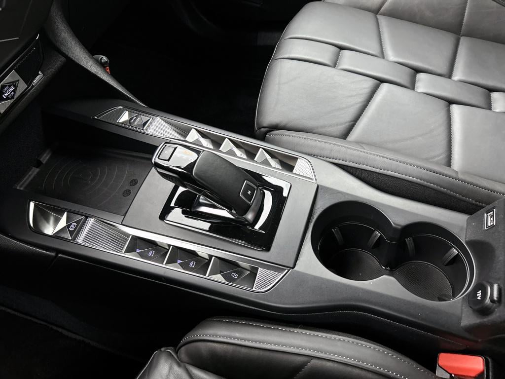 Ds Ds 3 crossback 130 pk automaat grand chic | adaptive cruise | leder | he