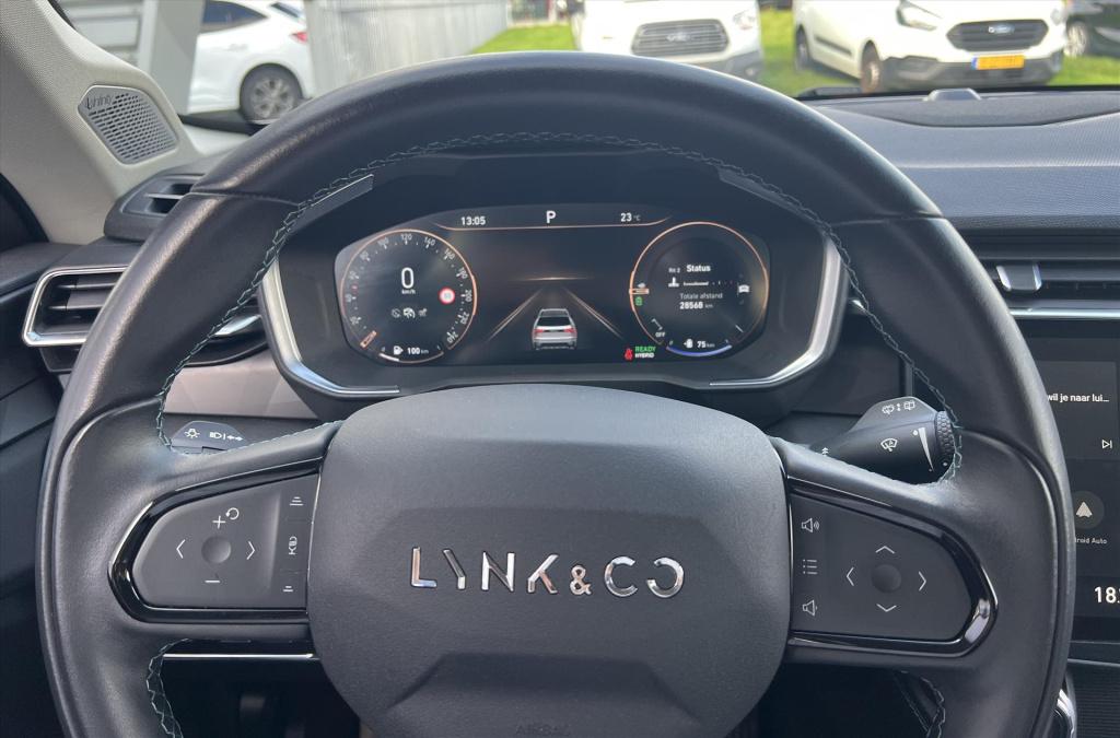 Lynk & Co 01 1.5 261pk phev 7dcth , panodak , adaptive cc , carplay