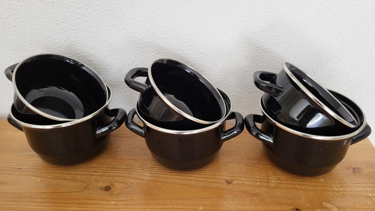 Set v 3 kleine mosselpannetjes dia 13,5 cm - NIEUW