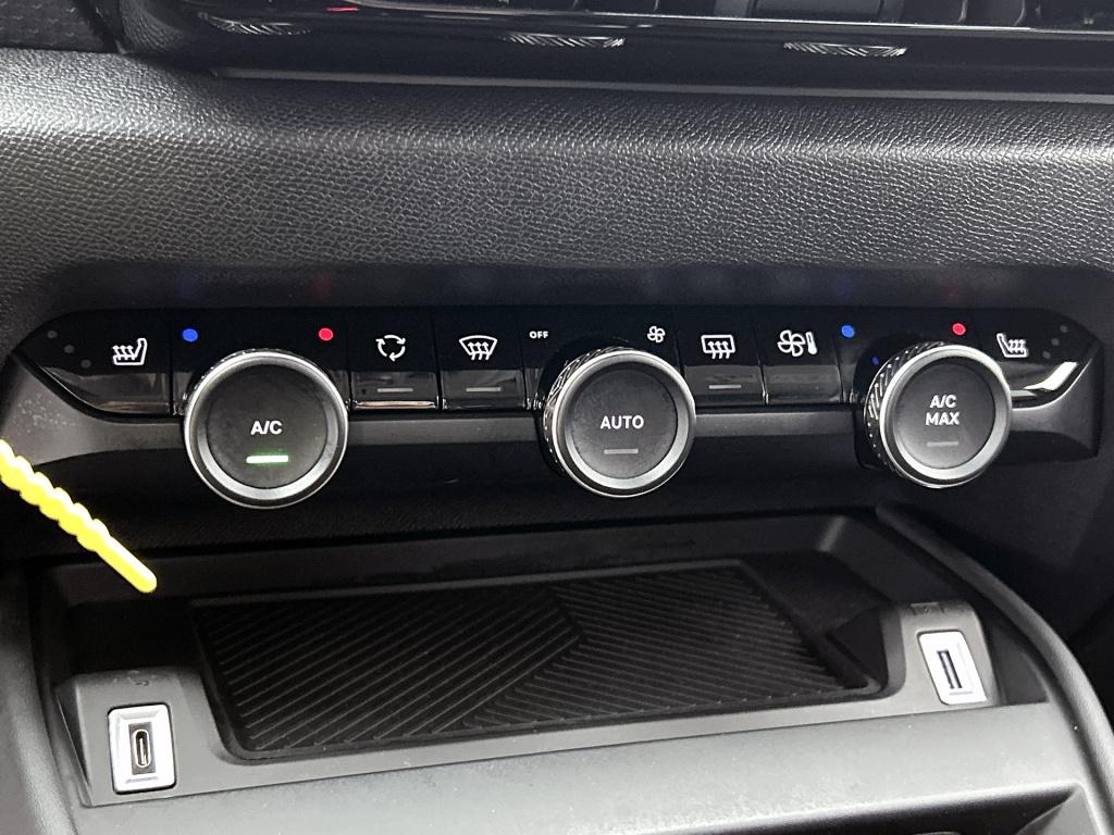 Citroen C4 130 pk automaat feel pack | rijklaar | stoelverwarming | stuurve