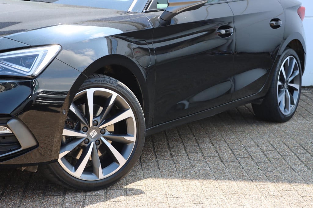Seat Leon 1.4 tsi ehybrid phev fr business intense 204pk