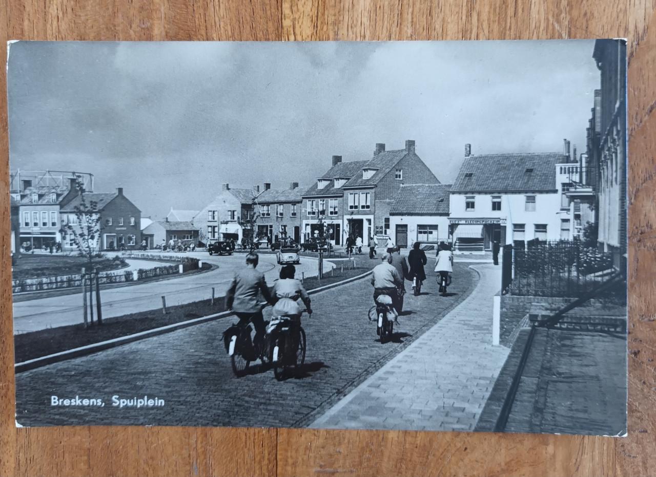 Breskens, Spuiplein