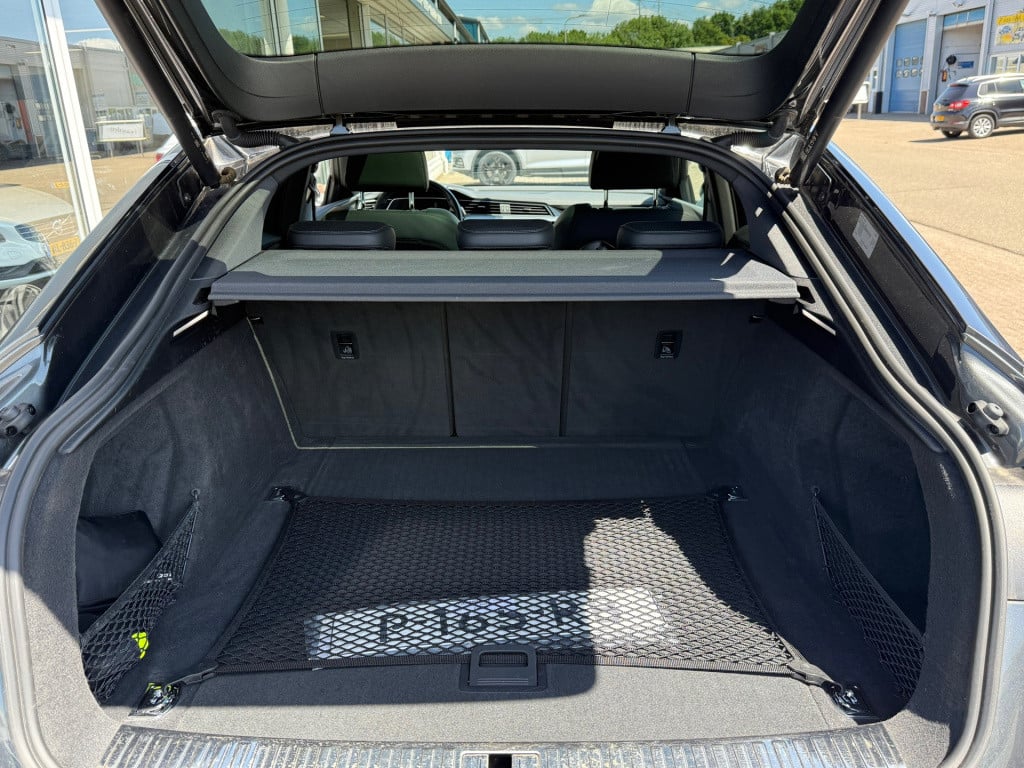 Audi E-tron sportback 55 quattro s edition 95 kwh