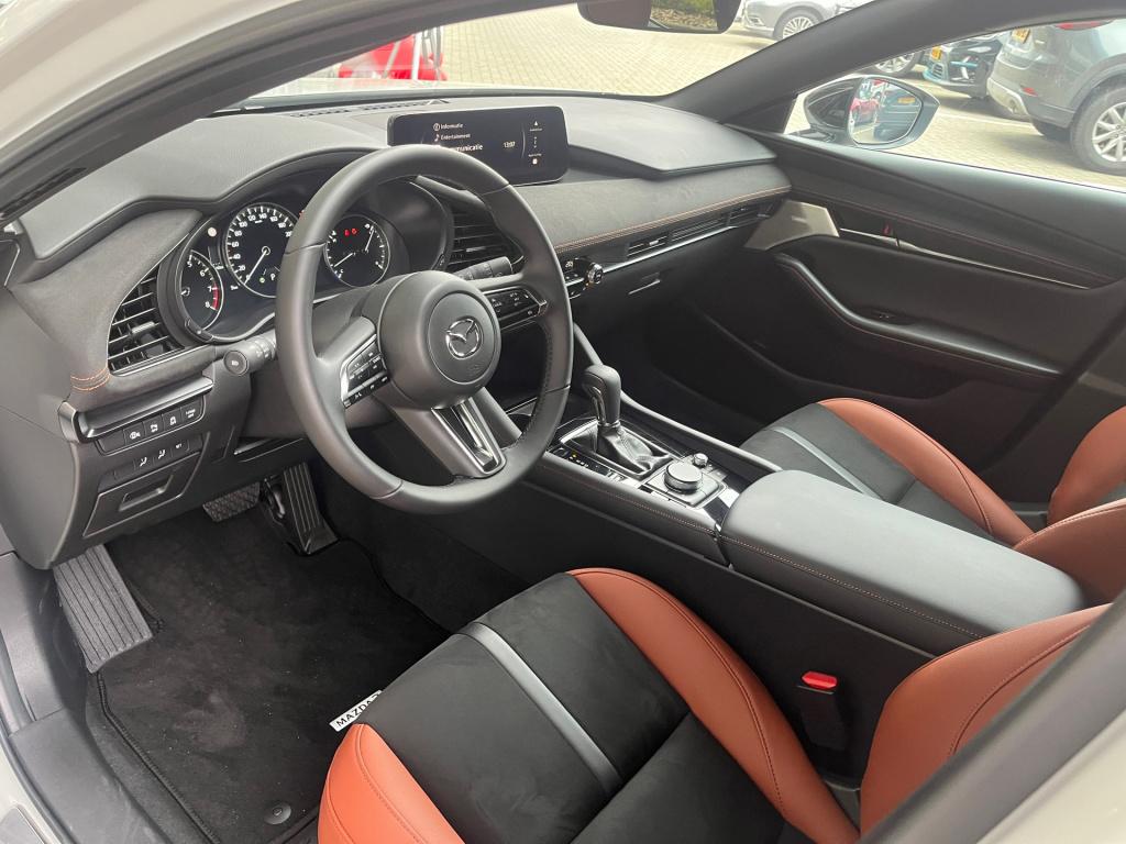 Mazda 3 2.0 e-skyactiv-x m hybrid 186 nagisa|rijklaar
