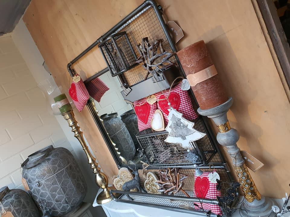 HEEL VEEL DECO EN MEUBELEN MET EXTRA KORTINGEN, ZIE FOTO'S VRAGEN OVER DE