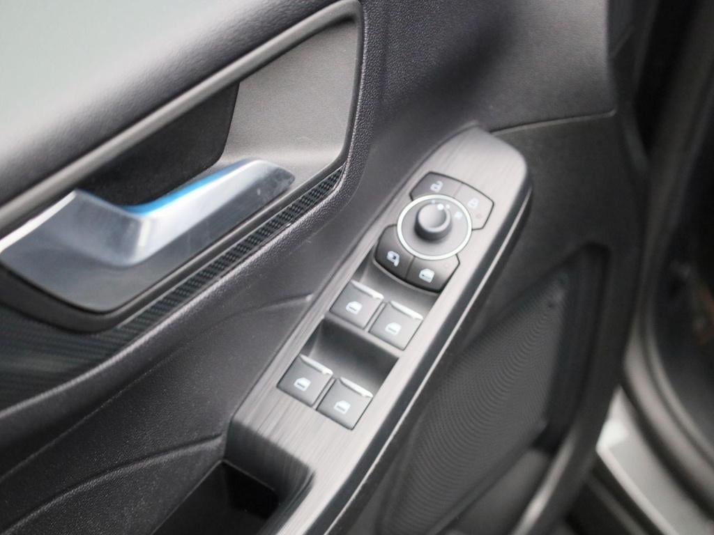 Ford Kuga 2.5 phev st-line x | panoramadak | trekhaak | winter pack | apple