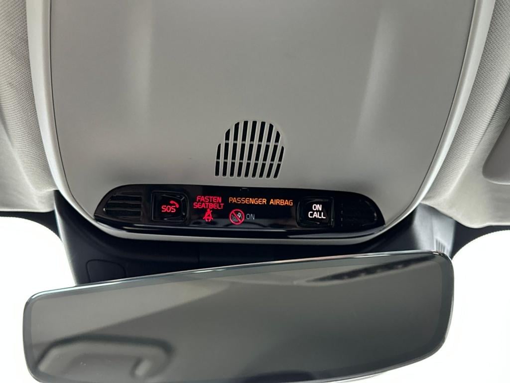 Volvo V60 t6 398pk recharge r-design| camera| trekhaak| stoel+stuur.verw|
