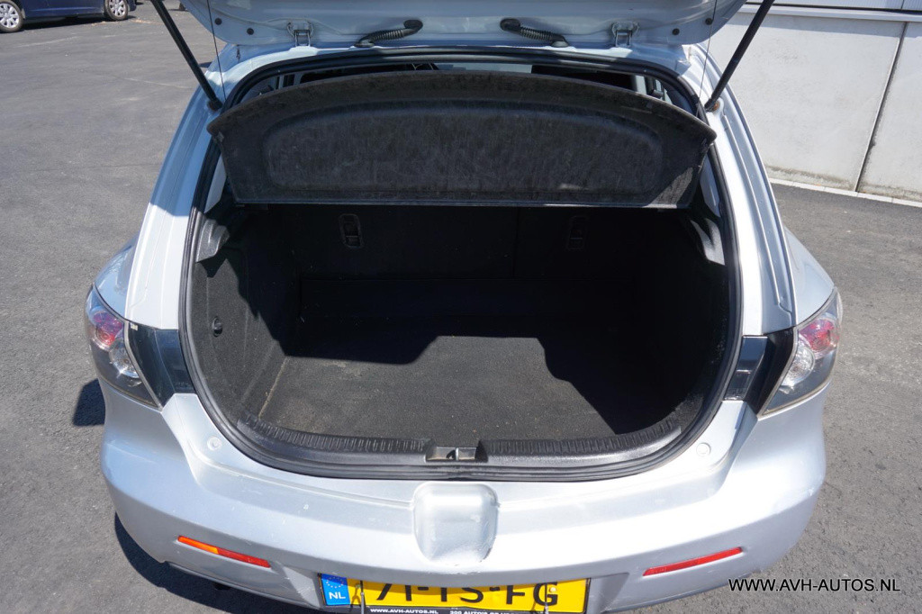 Mazda 3 1.6 s-vt touring