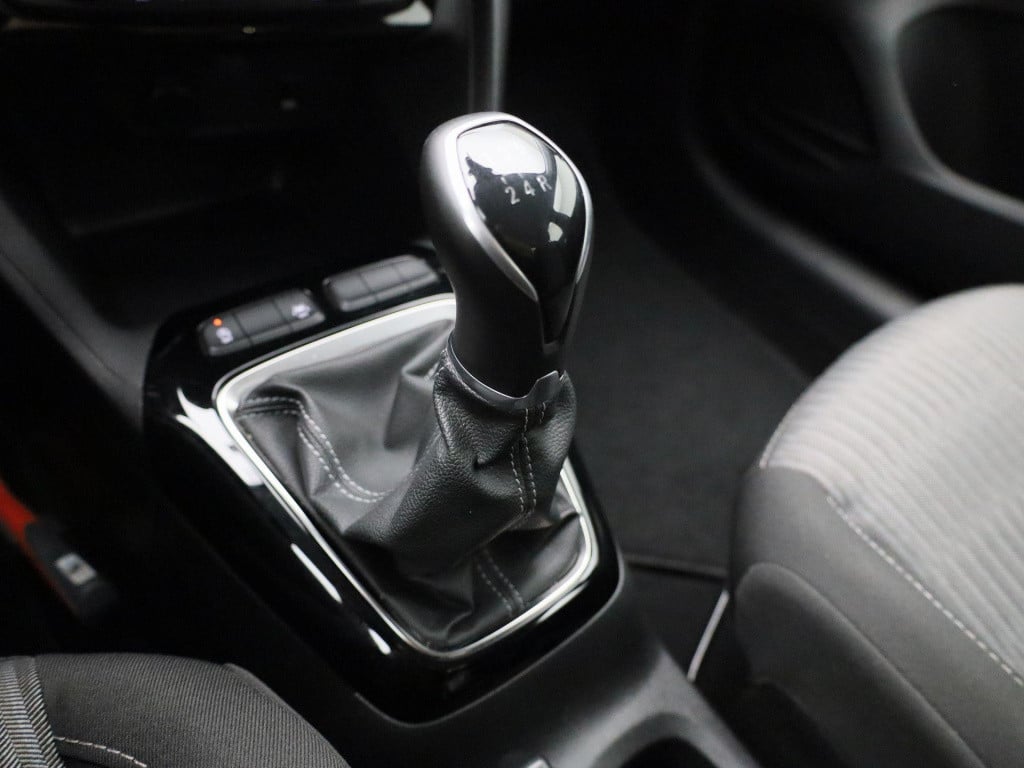Opel Corsa 1.2 edition | airco | navigatie |  apple carplay/android auto