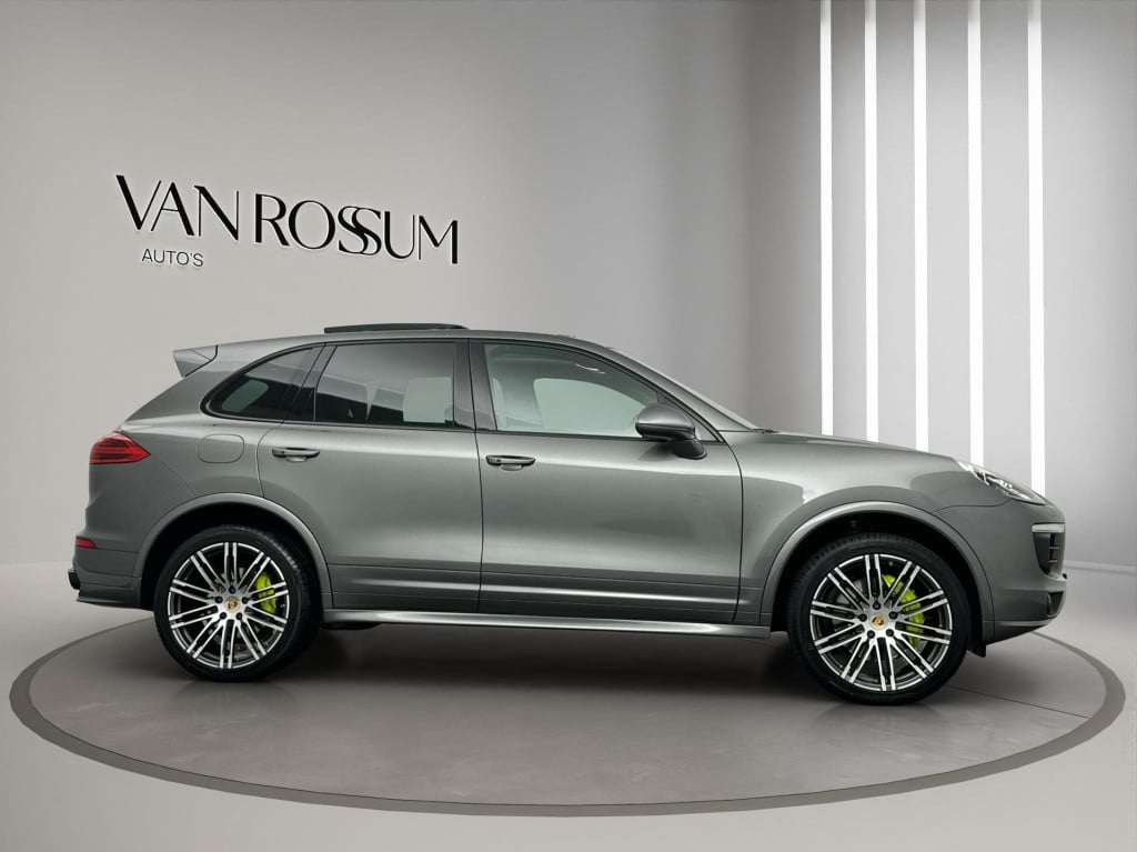 Porsche Cayenne 3.0 s e-hybrid panorama bose luchtvering trekhaak