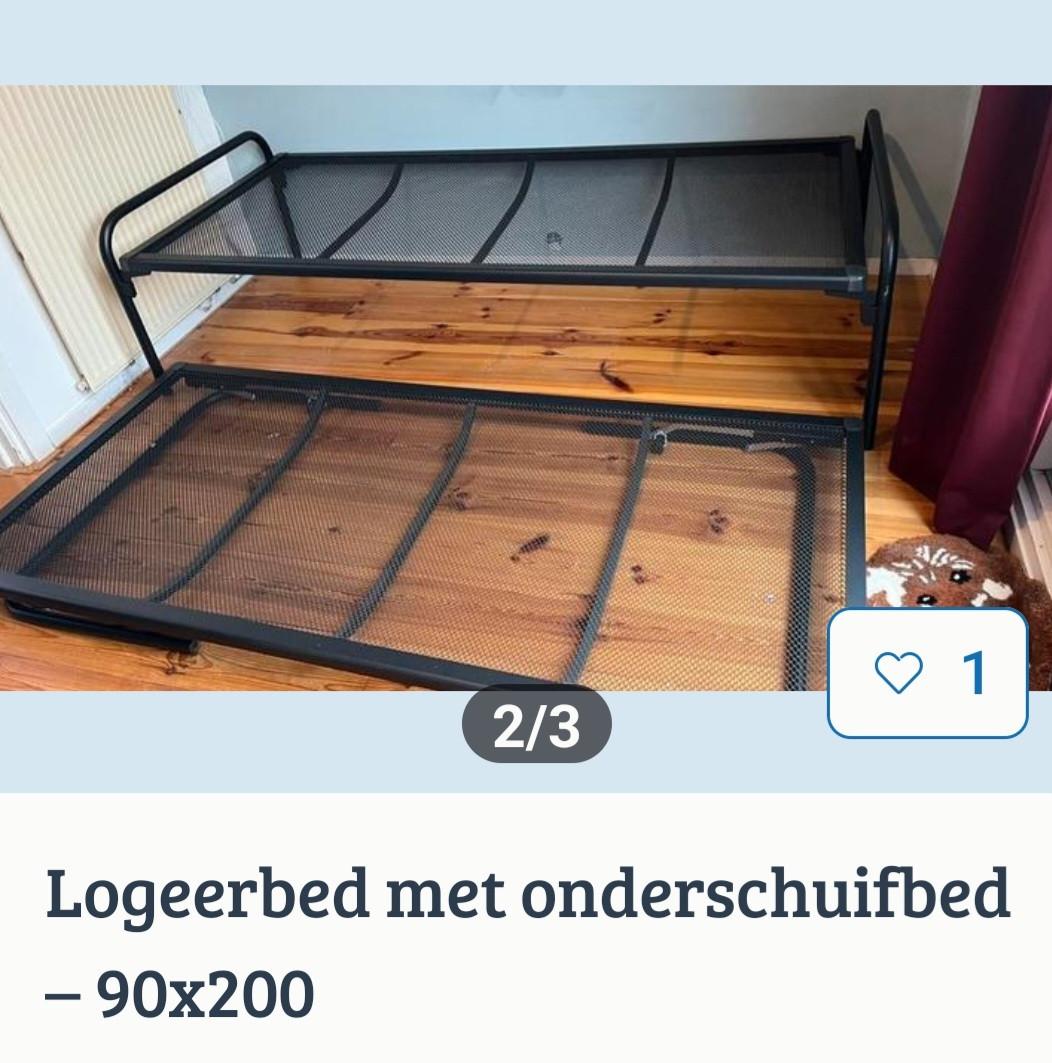 1 persoons bed met onderschuif bed.